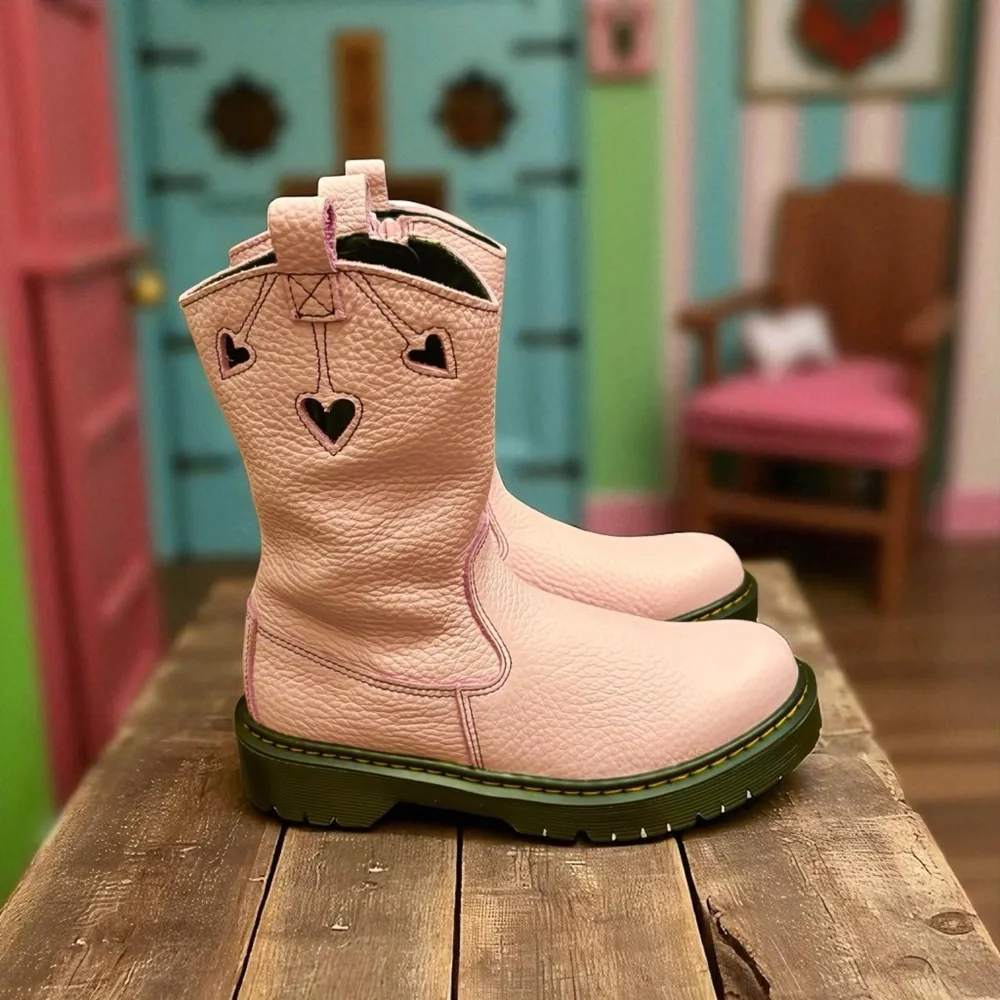 Dr. Martens Pink Leather Blex Heart Boot. Leather Boots with Heart Accents NWOB